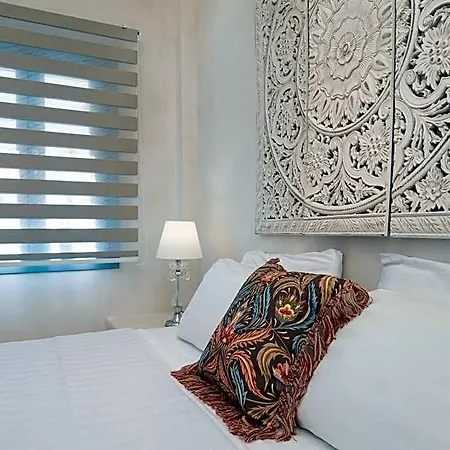 Thousand Stars Suites&rooms 4* Kamári