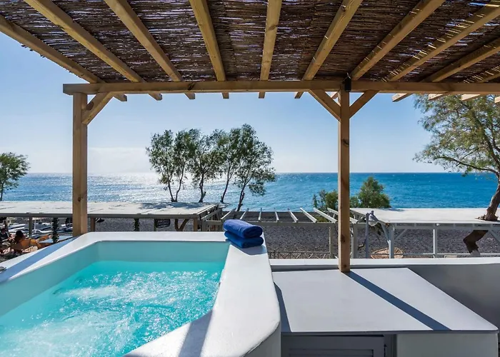 Thousand Stars Suites&rooms Apartahotel 4*