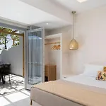 Thousand Stars Suites&rooms Kamári