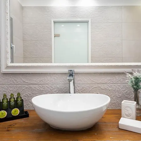 מלון דירות Thousand Stars Suites&rooms