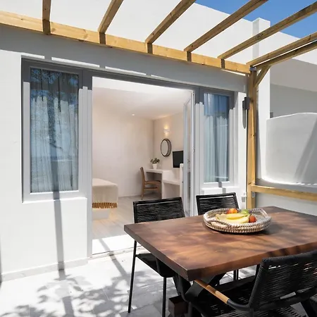 Thousand Stars Suites&rooms Appart hôtel *