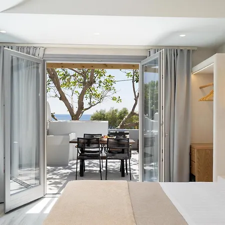 מלון דירות Thousand Stars Suites&rooms 4*