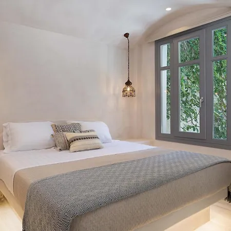 Thousand Stars Suites&rooms Appart hôtel