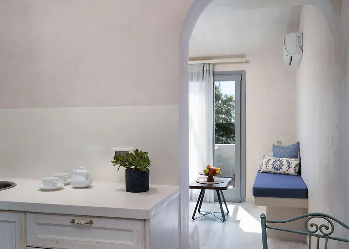 Thousand Stars Suites&rooms Aparthotel 4*