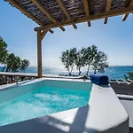 Thousand Stars Suites&rooms Kamári